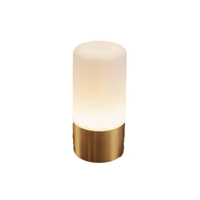 Lampe maia batterie rechargeable couleur laiton design Must-Have