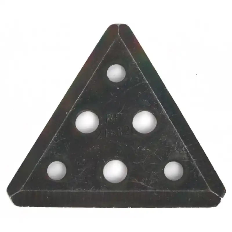 Lame triangulaire pour tondeuse KYNAST. Prix Réduit