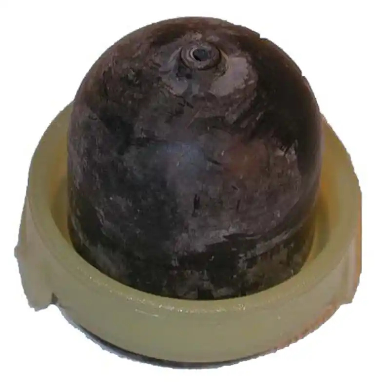 Expédié Aujourd&rsquo;hui Poire d‘amorçage sur Moteur BRIGGS & STRATTON Quantum 5, 5,5 et 6 ch. (sommet avec trou).