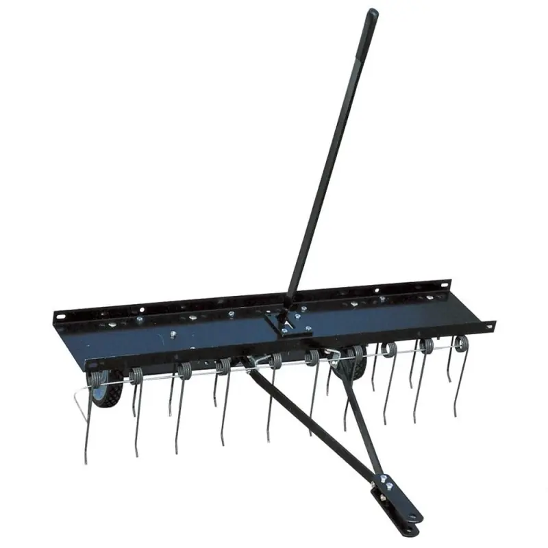 Offre Spéciale Détacheur/aérateur 20 griffes acier sur ressort, pour une largeur de travail de 100cm.