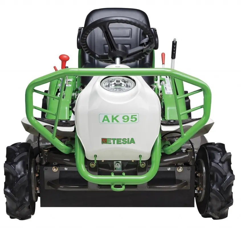 Promotion Saisonnière Tondeuse débroussailleuse Attila AK95 2×4 ETESIA